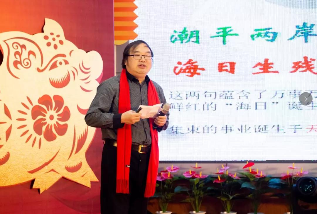 中國建筑金屬結(jié)構(gòu)協(xié)會專家委員會副主任、中國建筑設(shè)計集團教授張躍峰 